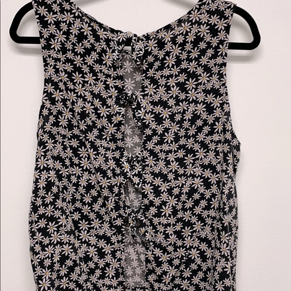 Top - Picture 2 of 3